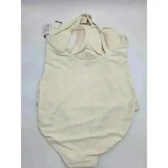 Elegant Cream One-Piece Swimsuit - Picture 6 of 16